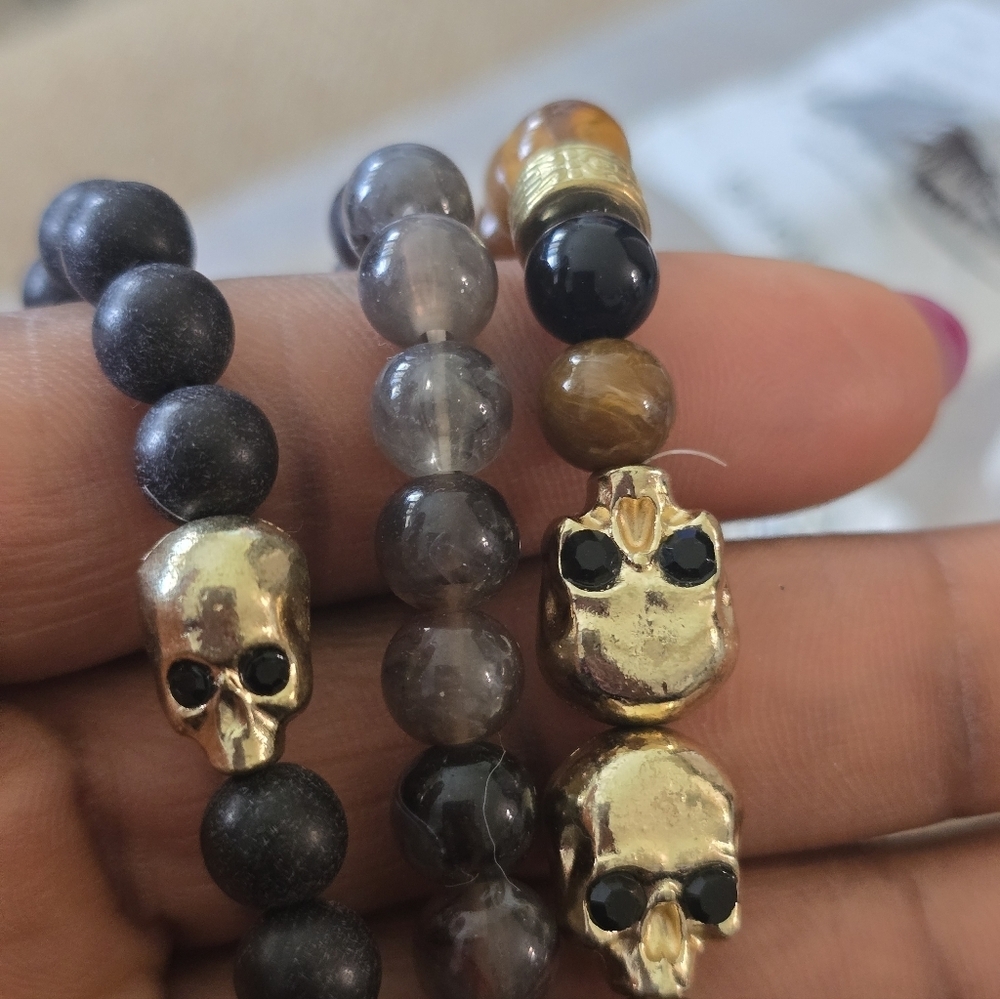 Macy's Beaded Skull Bracelets Set Women New - Picture 8 of 11